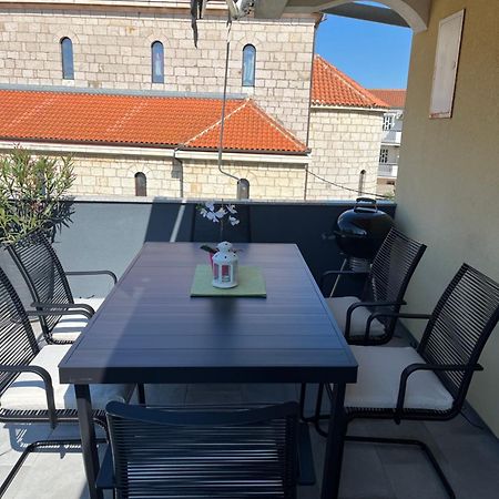 Luxury Apartment Rougemarin باكوشتاني المظهر الخارجي الصورة